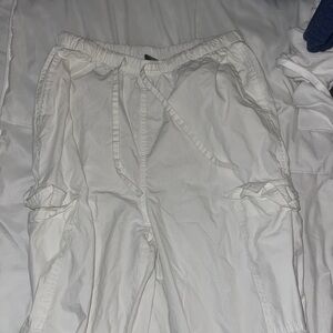 WHITE CARGO PANTS DRAWSTRING